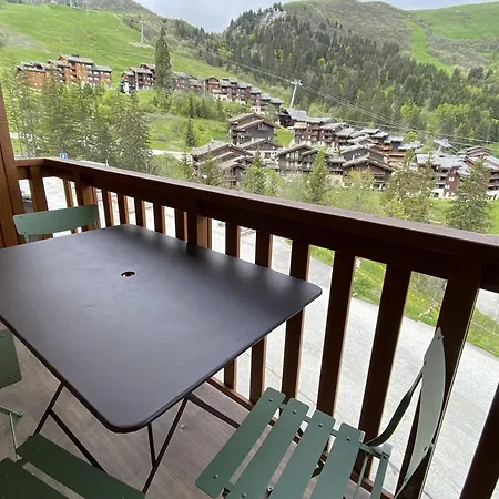 Divisible Avec Coin Montagne, Au Pied Des Pistes, Balcon, 4 Pers - Fr-1-356-427 * Valmorel